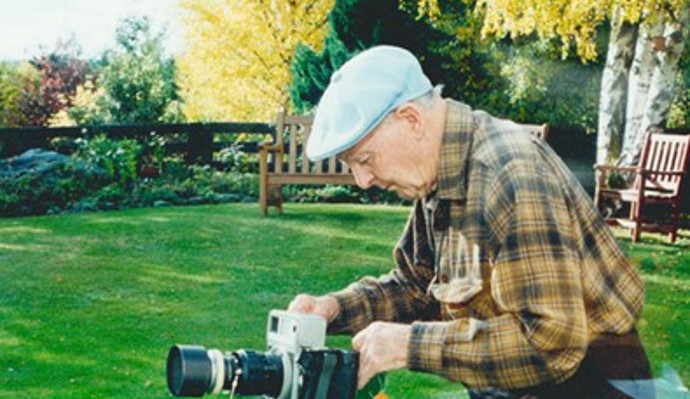 Robert Wells.jpg